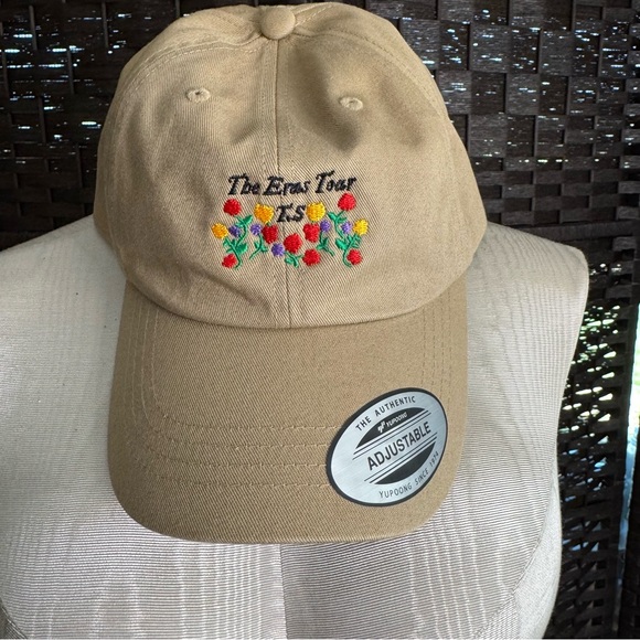 Taylor Swift The Eras Tour Hat NWOT - Picture 1 of 4